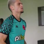 vasco-treina-com-intensidade-para-enfrentar-o-bahia-fora-de-casa